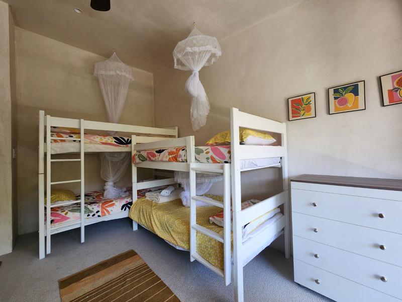 To Let 4 Bedroom Property for Rent in Keurboomstrand Western Cape